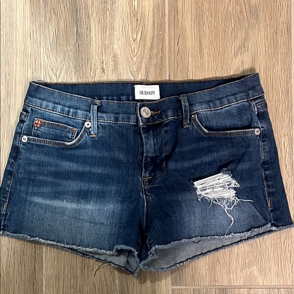 Hudson Jean Shorts Cut Off Fray Edge Raw Hem Blue Denim Distressed Amber Gemma - Picture 9 of 10